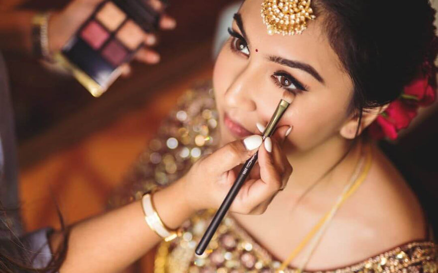 Finding the Right Makeup Artist: Key Questions to Ask Before Booking