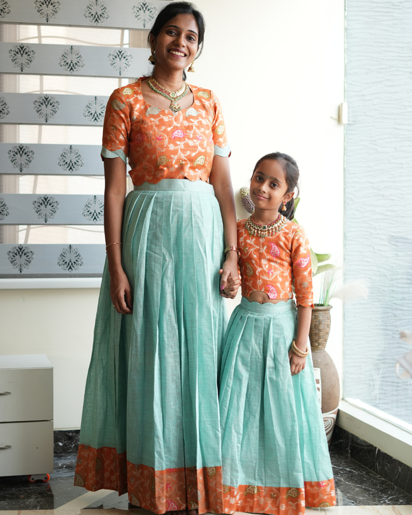 Peach Mint Twinning Set
