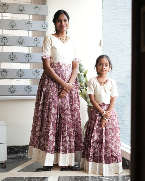 Mauve Ivory Twinning Set