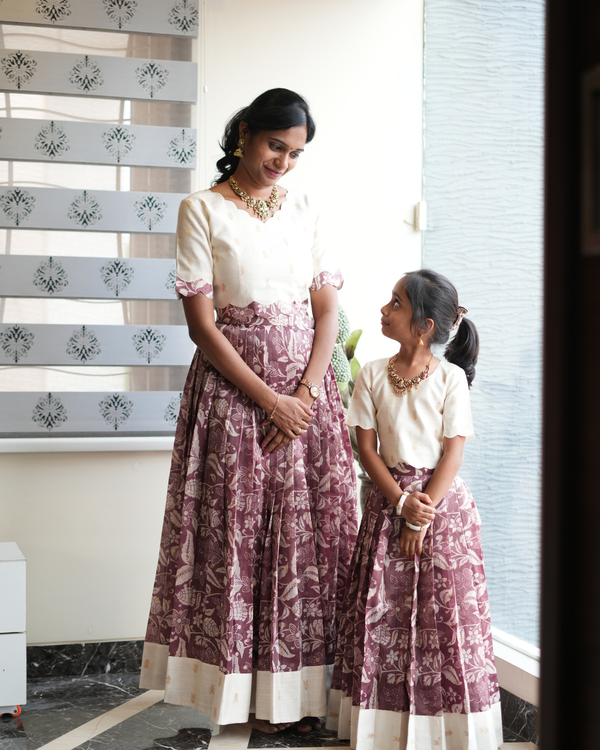 Mauve Ivory Twinning Set