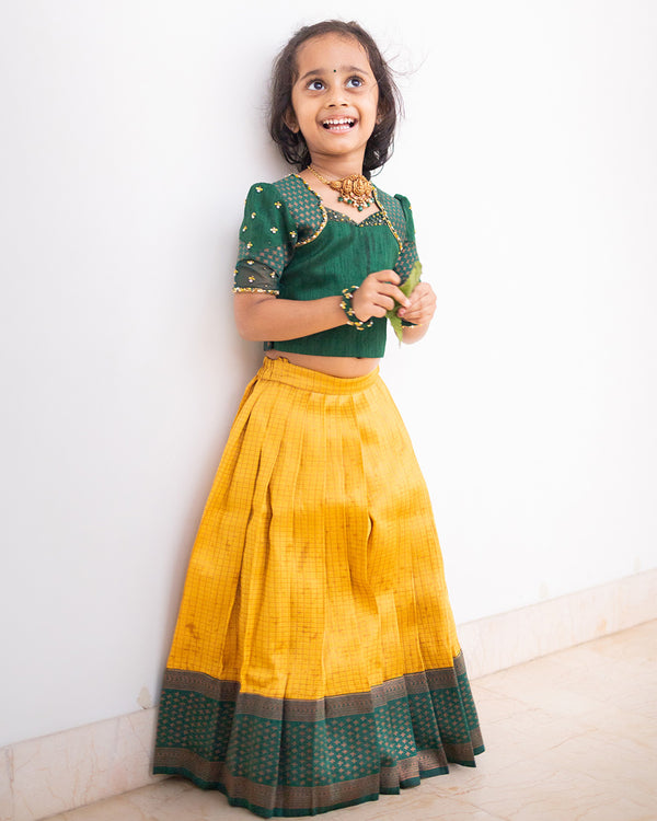 Fusion raw silk top checked skirt - Customizable