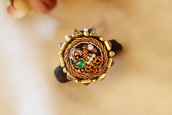 Chakra-Shaped Design Hair Band