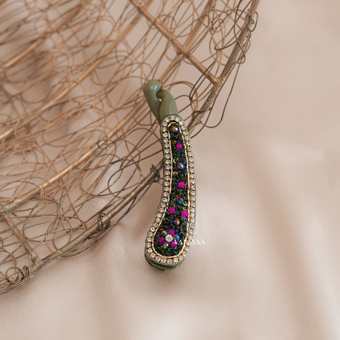 Light Green Banana Clip