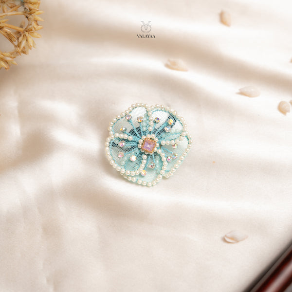 Celestia Bloom Alligator Clip