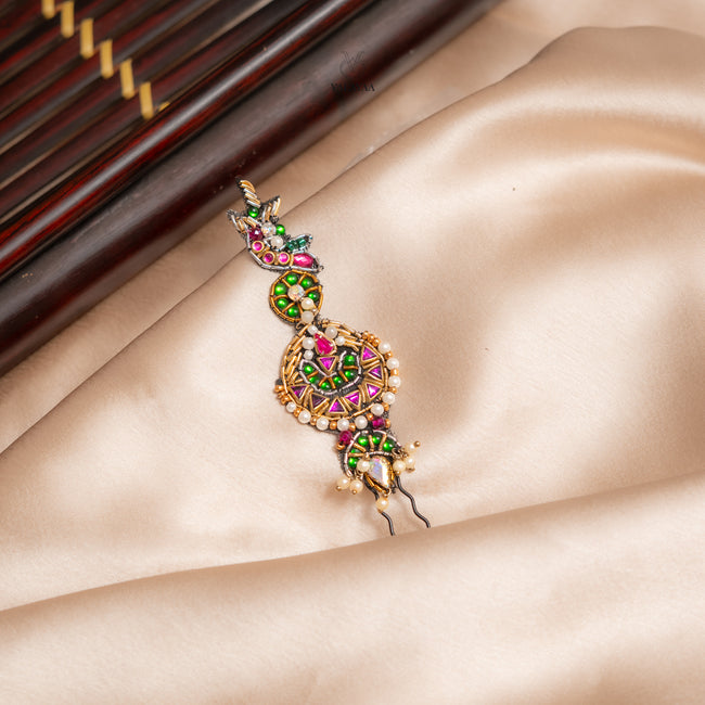 Victorian Gilded Crest U-Pin