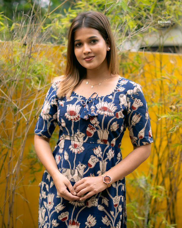 Tara Kalamkari Nyra Cut Kurtha