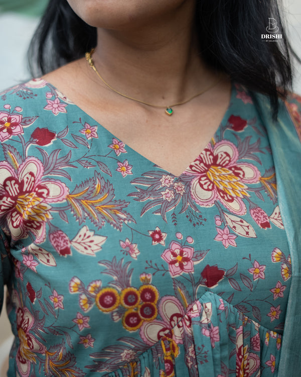 Petal Flow Kurta Set