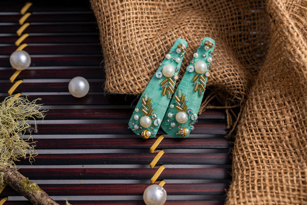 Bead With Bugle Beadwork Tic Tac Clips