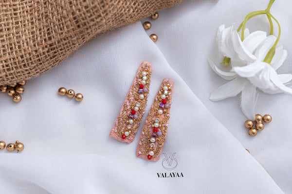 Thread Floral Work With Beads Tic Tac Clips