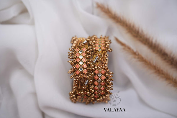 Traditional Crystal Kundhan Bangle