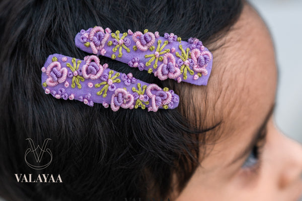 Thread Work With Floral Design Tic Tac Clips