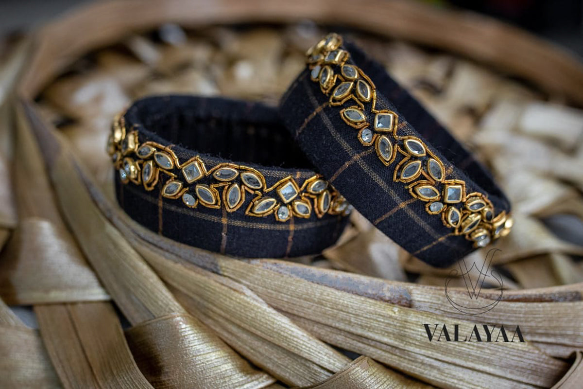 Tilak Kundan Bangle