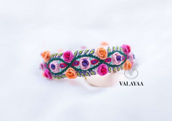 Color Twist Bullion Elegance