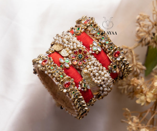 COIN AND VINTAGE CHARM