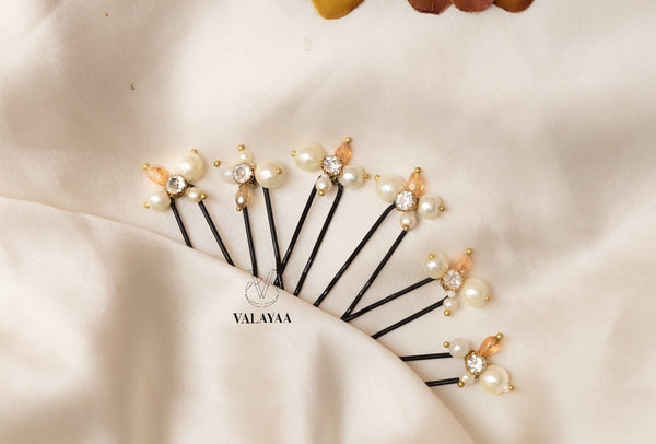 Minimalistic Pearl Upin Set