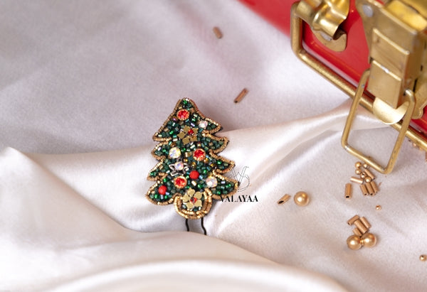 Christmas Tree Designed Upin