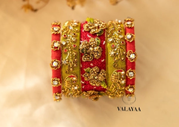 Floral Petal 3D Rose Elegance Bangle