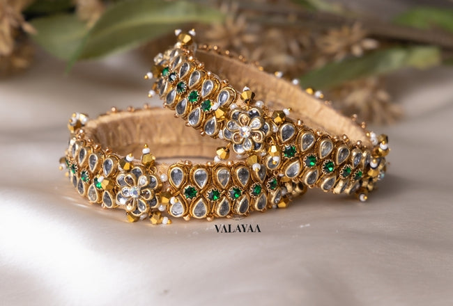 Golden Timeless Traditional Bangle